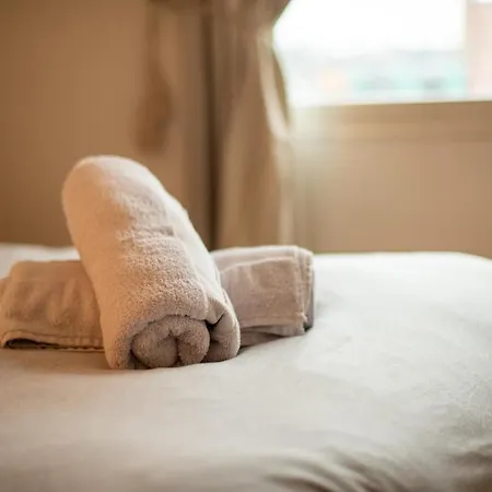 Luxury City Centre - Pool Table (adults Only) Apartment