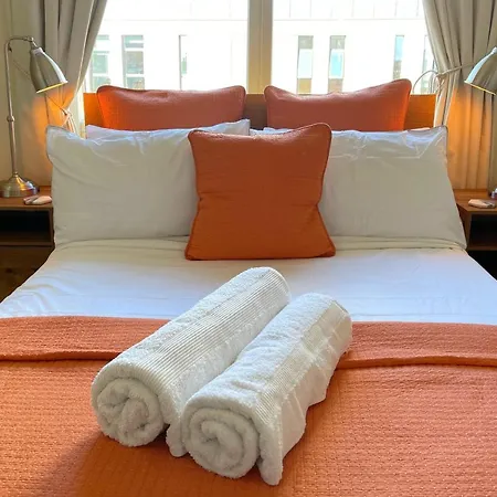 Luxury City Centre - Pool Table (adults Only) Apartman