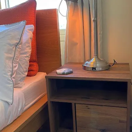 Apartment Luxury City Centre - Pool Table (adults Only) *