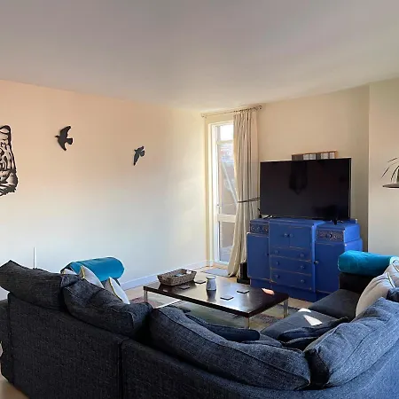 Luxury City Centre - Pool Table (adults Only) Apartment *